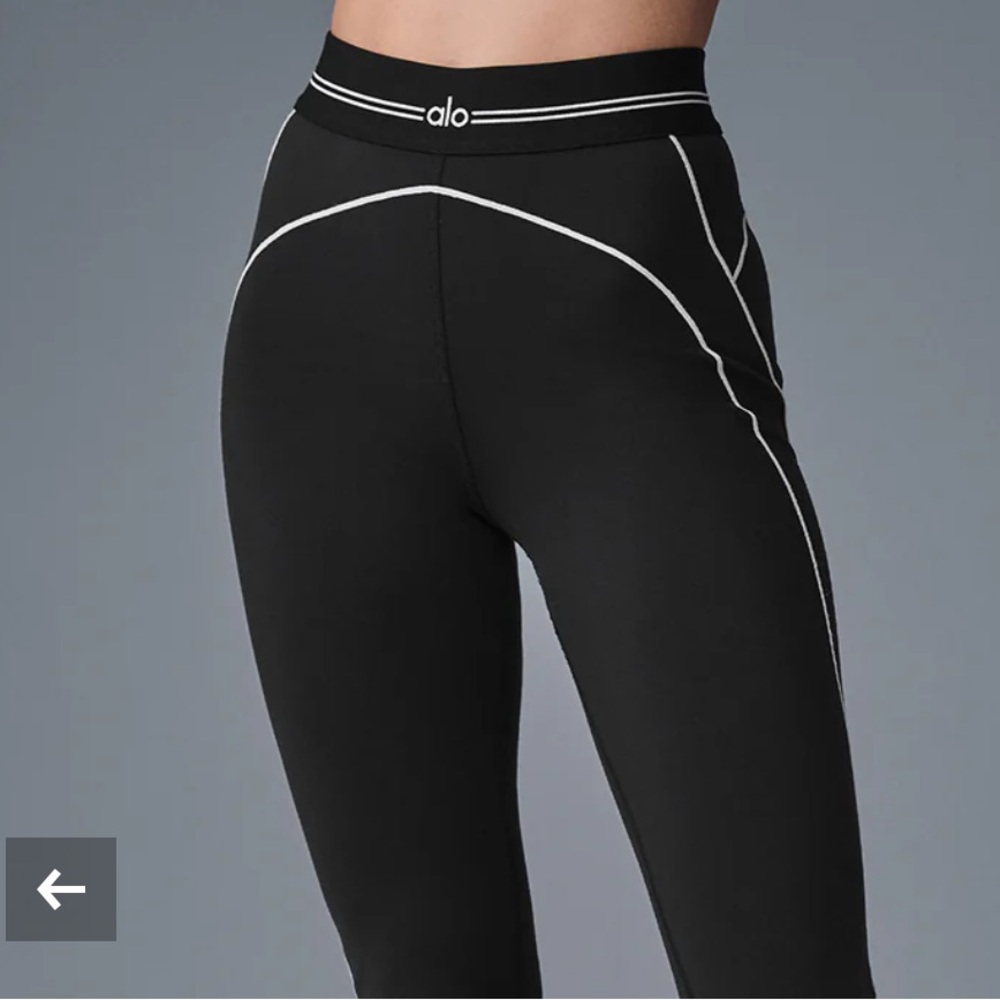 Crop Airbrush High-Waist Heart Throb Legging